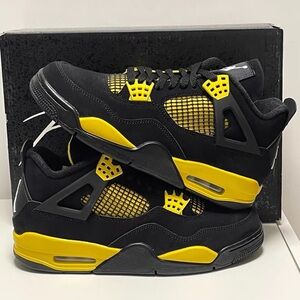 Air Jordan Retro 4 Thunders Black/Yellow
